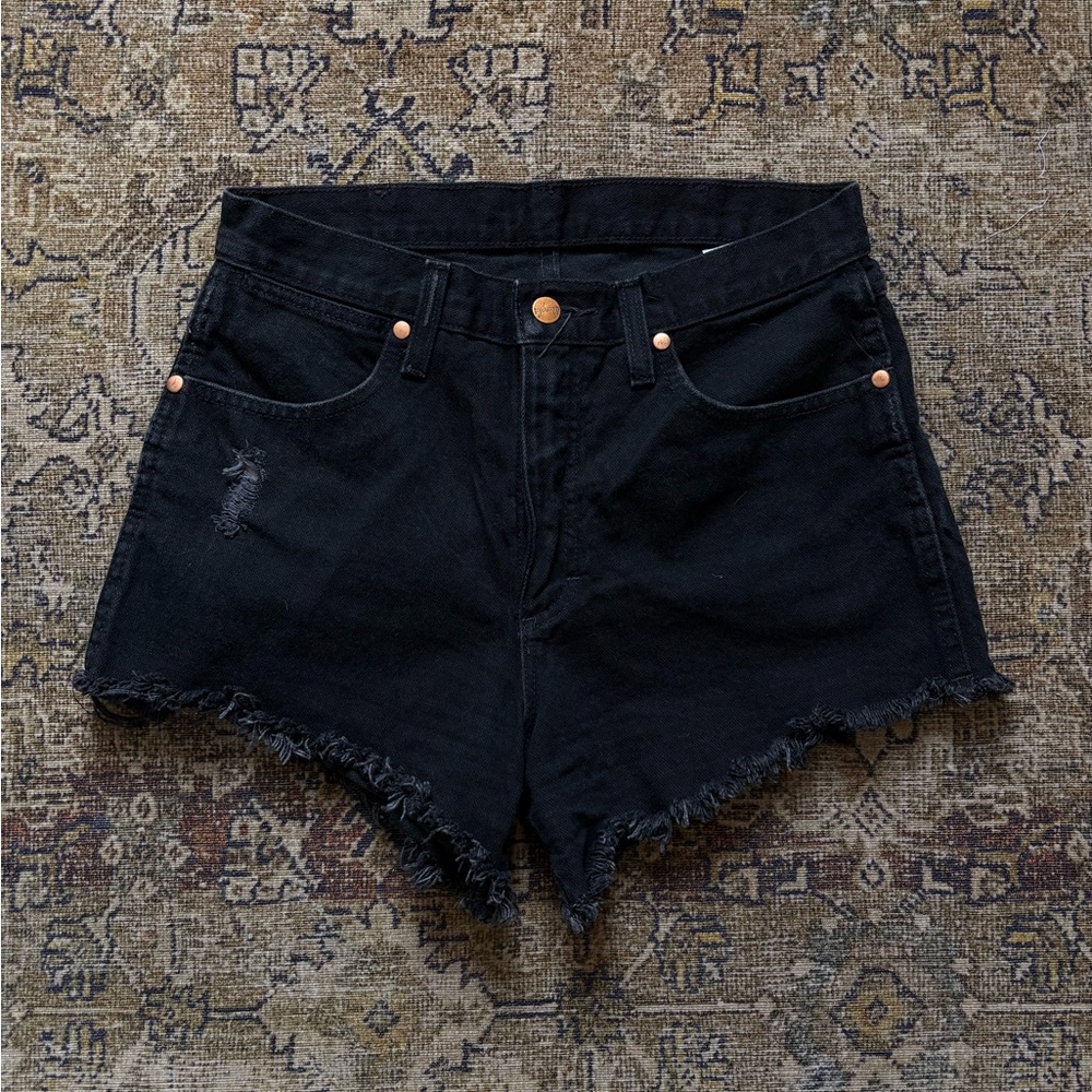Wrangler high waisted jean shorts, black | 27